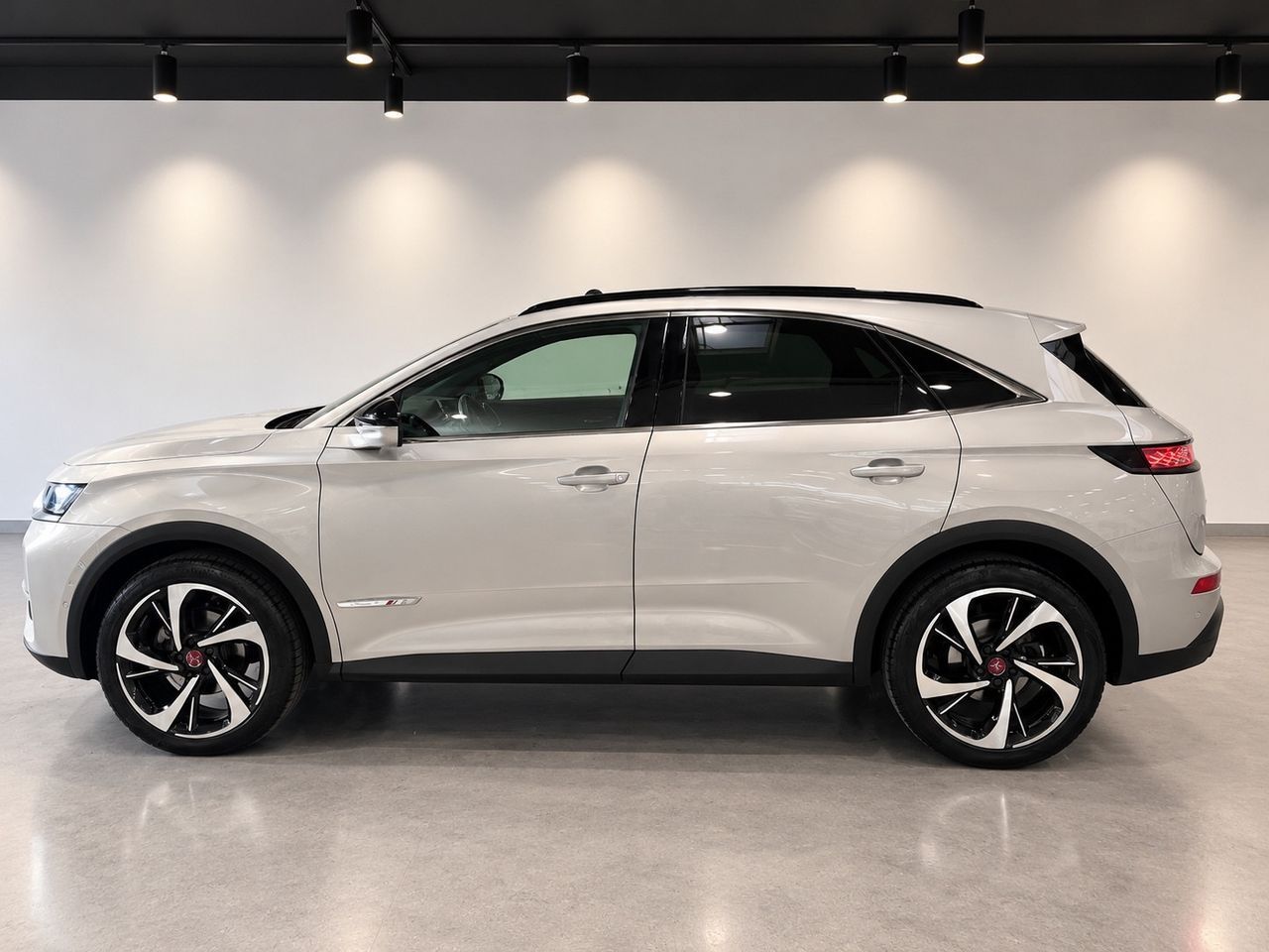 DS Automobiles Ds 7 Crossback Performance Line+\\TETTO\\\20\\\\ imagem 3