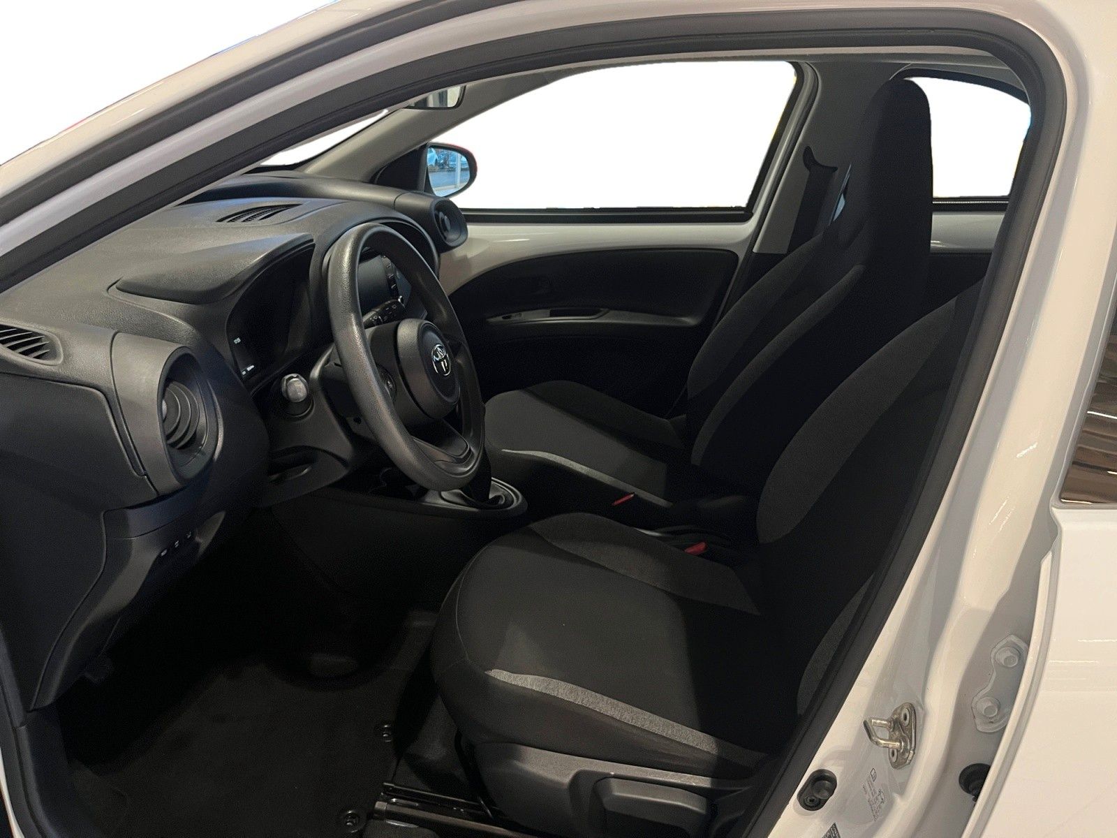 Fahrzeugabbildung Toyota Aygo X