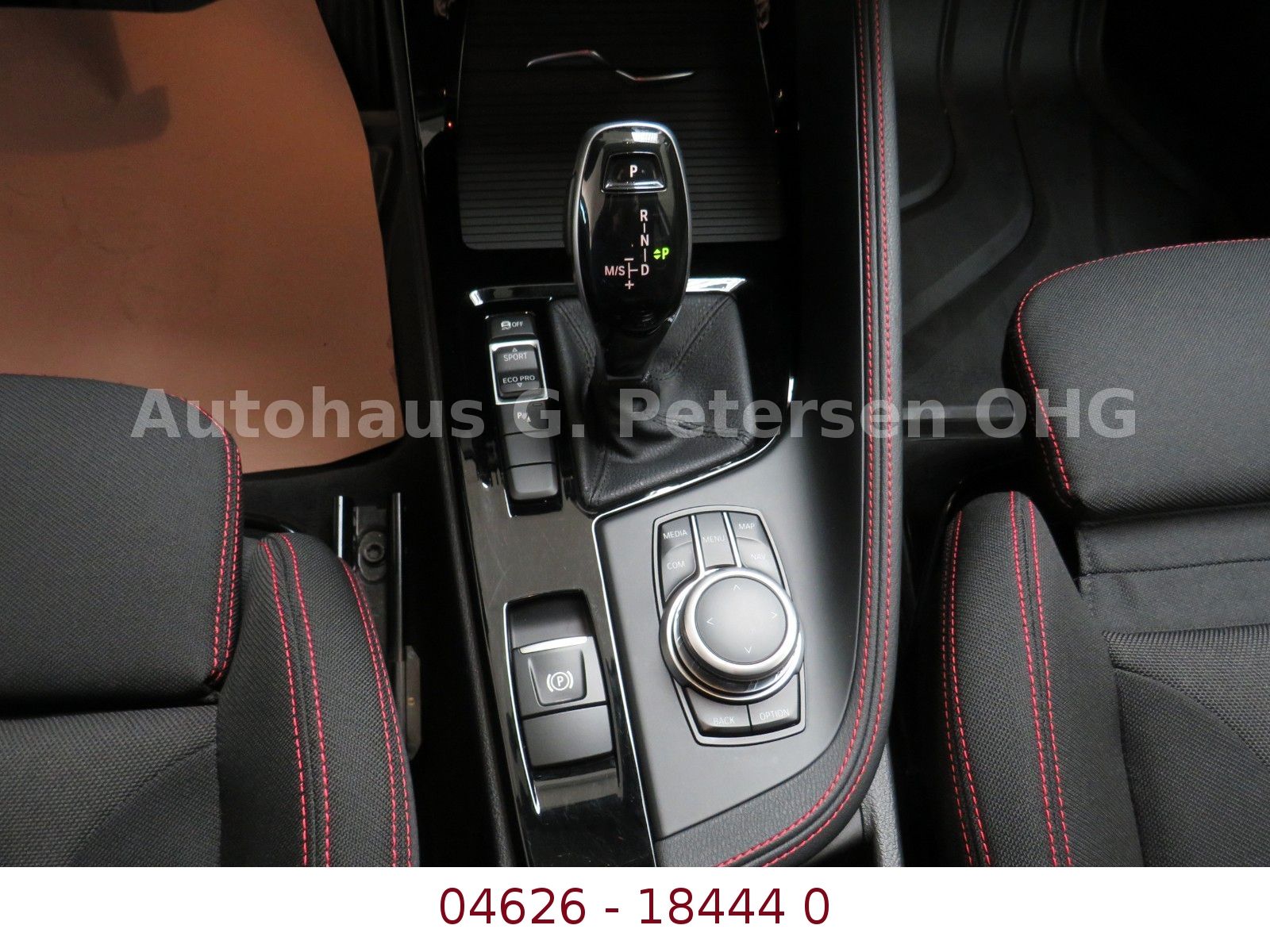 Fahrzeugabbildung BMW X1 sDrive 18 d Sport Line*Autom*LED*AHK*SHZ*Navi