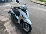 Piaggio Beverly 300 - PIAGGIO BEVERLY 300