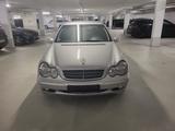 Mercedes-Benz C 220 CDI CLASSIC - Mercedes-Benz C 220 aus 2000: Cdi