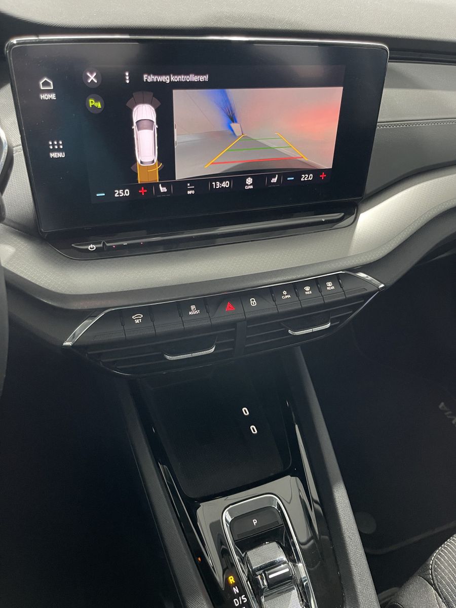 Fahrzeugabbildung SKODA Octavia 2.0 TDI*LED*Cam*SHZ*Navi*PDC*Lane*