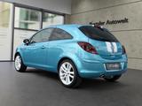 Opel Corsa D Color Edition *KLIMA*NAVI*1.BESITZ*AHK* - Opel Corsa aus 2011: Color Edition