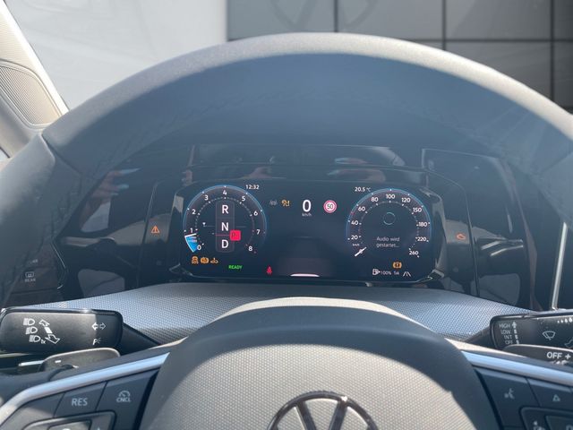 Golf VIII Variant 1.5 eTSI Style *DSG*AHK*MATRIX