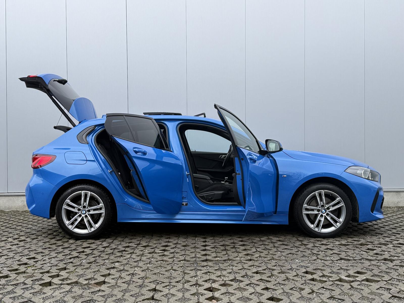 BMW 118 i M Sport SHADOW PANO HEAT MEMORY 17", миниатюра 25