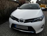 Toyota Auris Hybrid 1,8-l-VVT-i Life Plus - Toyota Auris: Plus