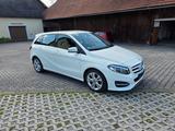 Mercedes-Benz B 200 +TOP++LED,Navi++ - gebrauchte Mercedes-Benz B 200 aus dem Jahr 2017