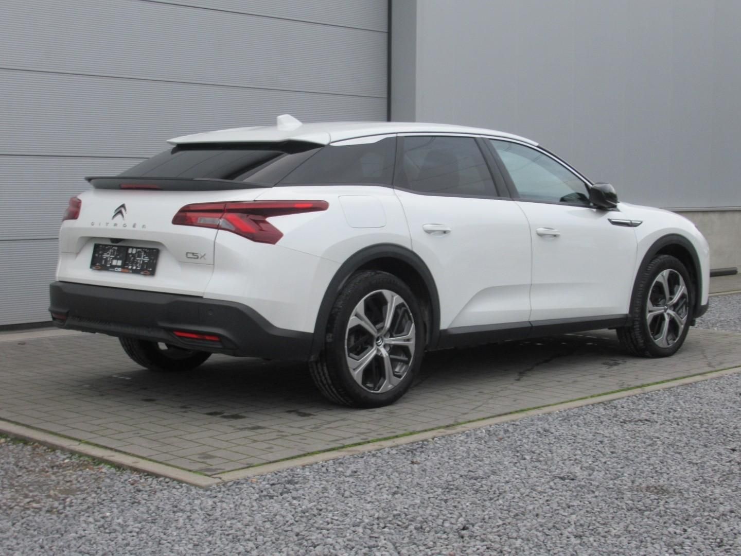 Citroën C5 X 1.6 PHEV Aut. / € 14.999 netto / Half Leder imagem 3