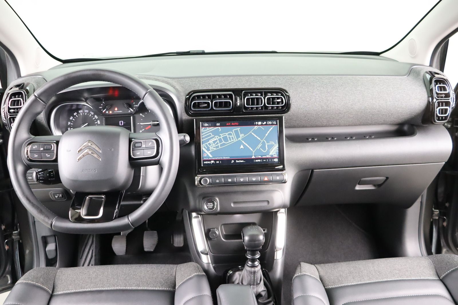 Fahrzeugabbildung Citroën C3 Aircross PT 110 Shine * LED * SHZ *