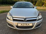Opel Astra 1.4 Twinport Edition - Opel Astra: Twinport