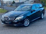 Mercedes-Benz E T-Modell E 220 BlueTec*Autom.*Tempo* - gebrauchte Mercedes-Benz E 220 aus dem Jahr 2015