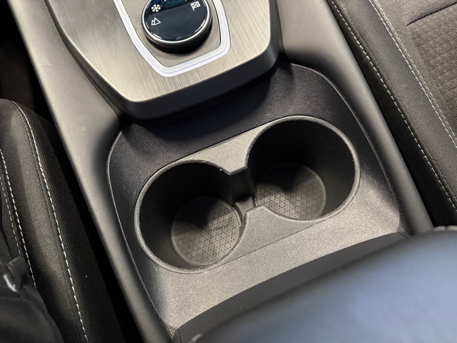 Fahrzeugabbildung Nissan Qashqai N-Con.AT Allrad,Winter-,Business-P.