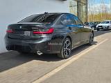 BMW 330e xDrive Automatik M Sportpaket Sport Aut. - mit Hybrid-Antrieb: Limousine, Sportpaket