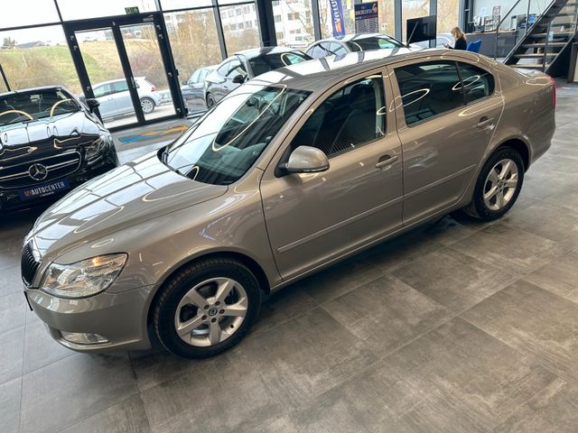 Skoda Octavia Lim. Family *SZHZ*PDC*ISOFIX-BEIFAHRER*