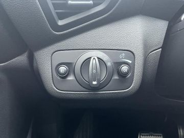 Bild 10 Ford Kuga 2.0 EcoBoost ST-Line 4x4 - Navi - Tempomat