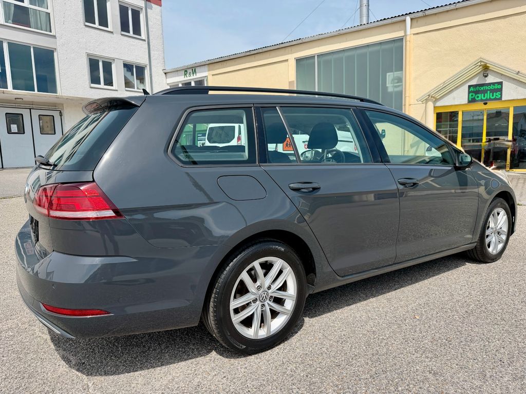 Image of Volkswagen Golf