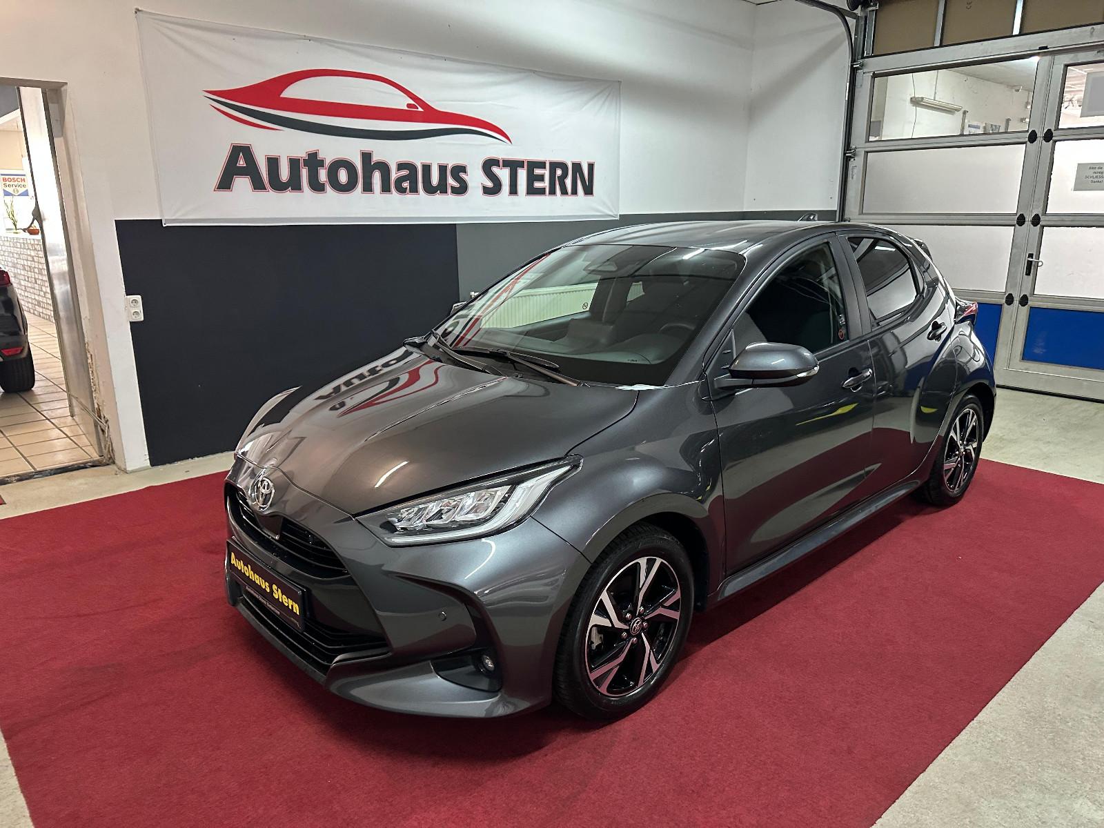 Toyota Yaris Hybrid *LED*Kamera*Carplay*PDC