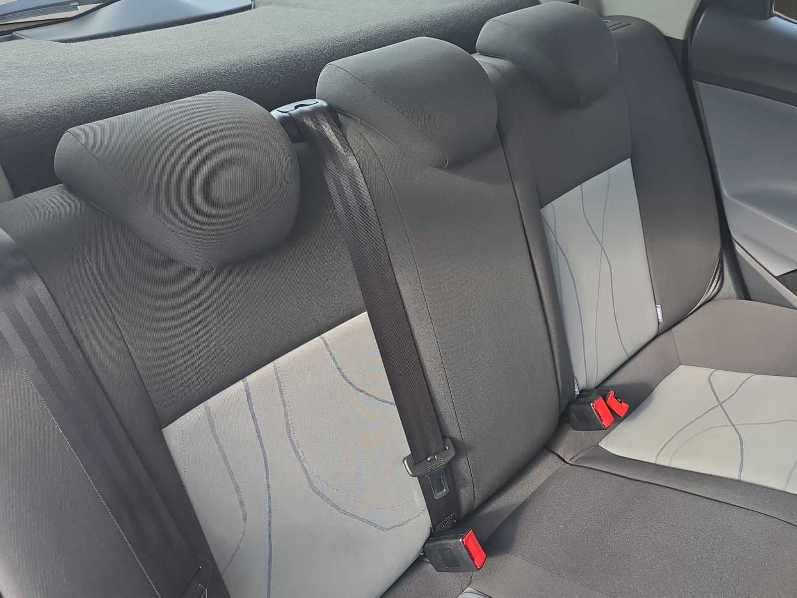 Fahrzeugabbildung SEAT Ibiza Lim. Reference Salsa Klima Sitzeheizung