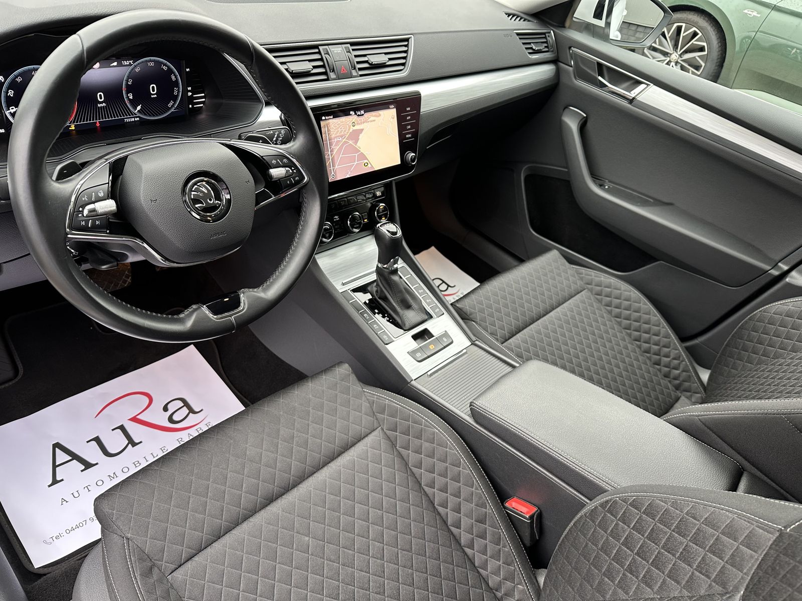 Fahrzeugabbildung SKODA Superb Combi 2.0 TDI DSG Ambition NAV+LED+AHK+VC