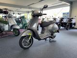 Vespa VESPA GTS 300 SUPER TECH E5 - VESPA GTS SUPER 300
