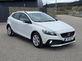 Volvo V40 Cross Country Kinetic/Tempomat/LED/Carplay - Volvo V40 Cross Country mit Panoramadach