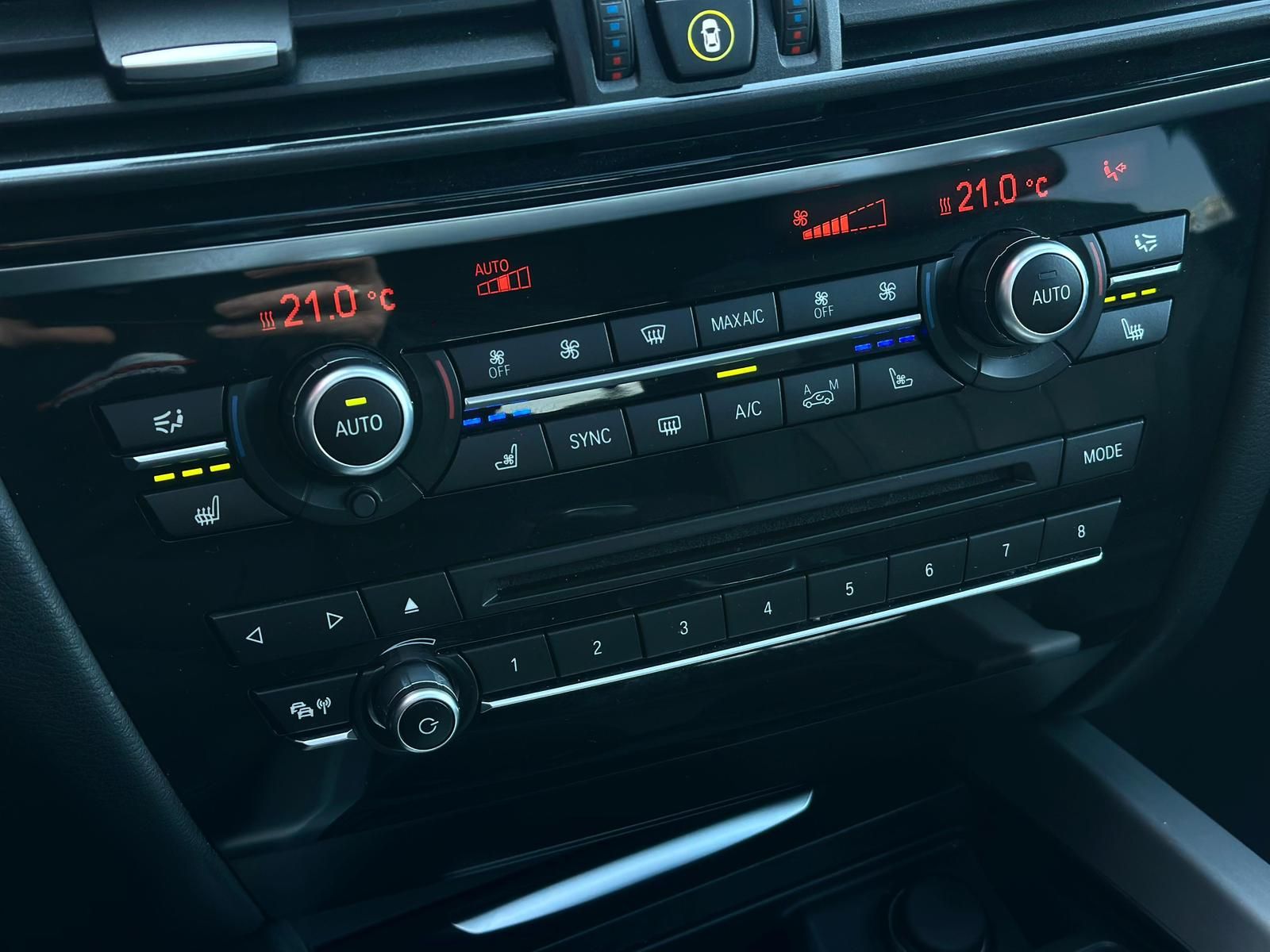 BMW X5 xDrive 40d LED#AHK#360CAM#HUD#SHZ#SH#ACC#NAVI - Image 13