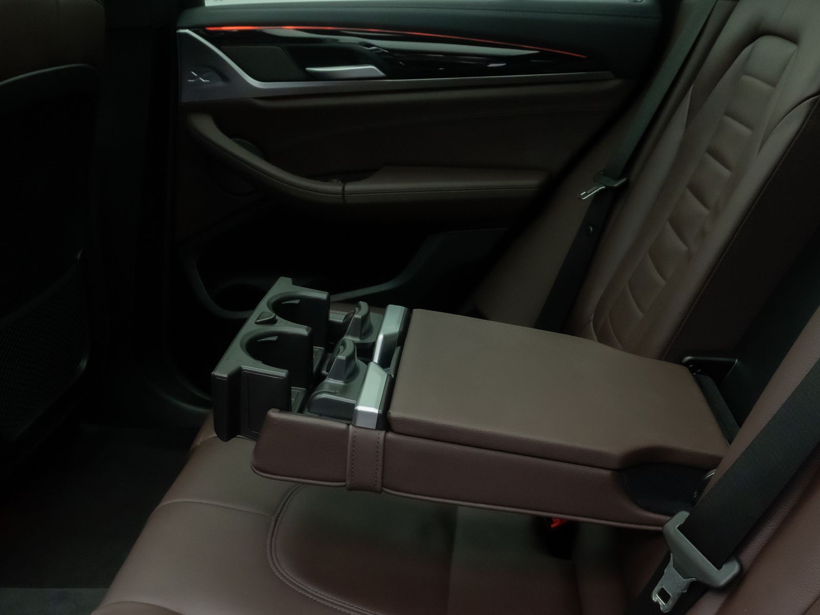 Fahrzeugabbildung BMW iX3 IMPRESSIVE 360°DAB Alarm HUD Panorama 20Zoll