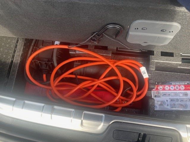 Fahrzeugabbildung Peugeot 408 GT 1.6 PlugIn Hybrid 225 AT+elektr. Heckklap