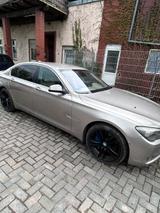 BMW 750i F01 V8 Biturbo mit TÜV bis 07.2027 - BMW 750