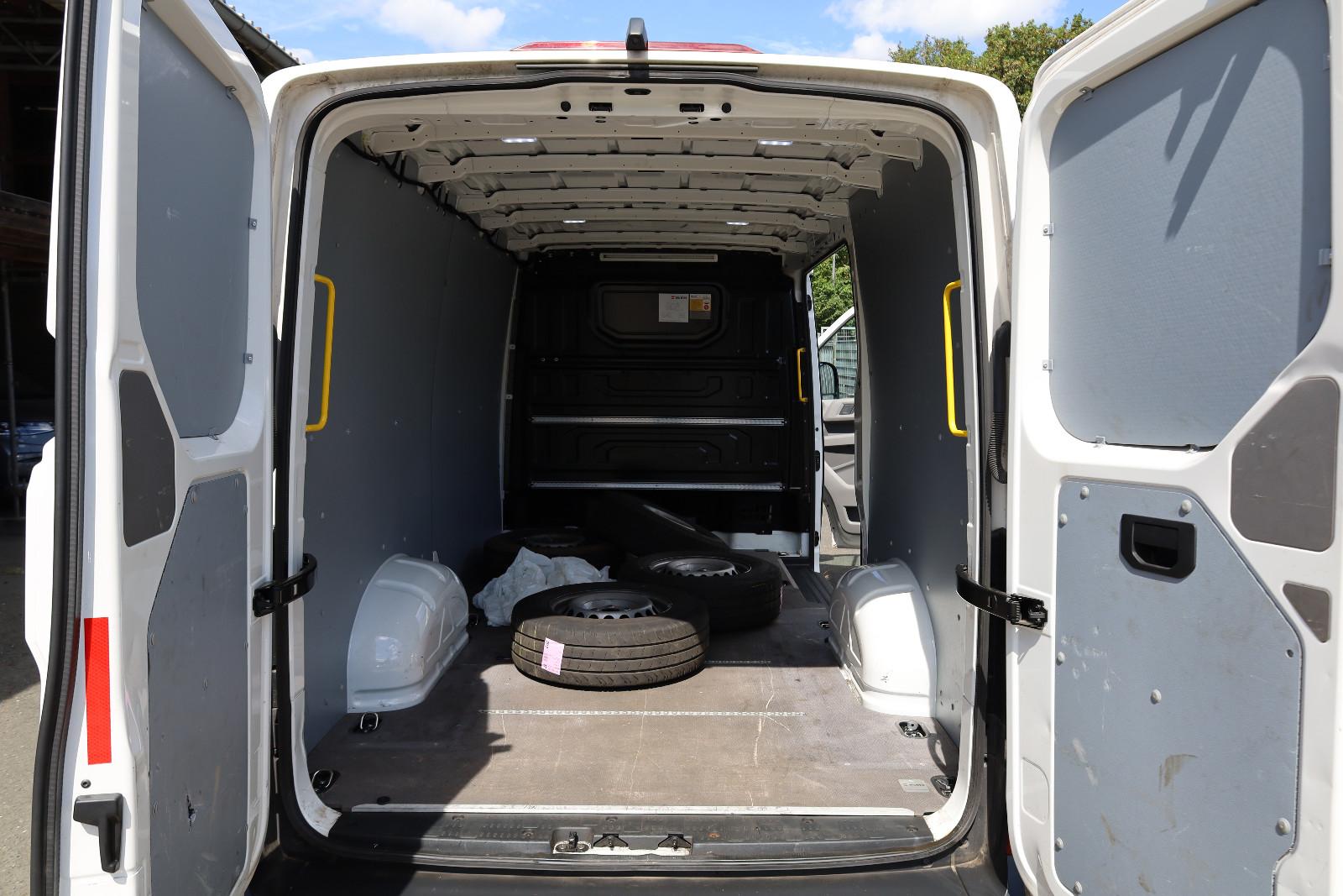 Volkswagen Crafter Kasten 35 mittellang FWD DSG KLIMA RFK, миниатюра 13