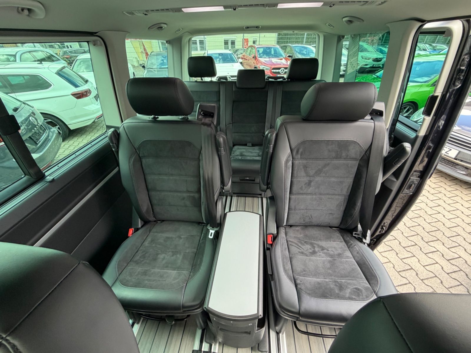 Volkswagen T6 Multivan HIGHLINE LEDER KLIMA EL.TÜREN KAMERA foto 16