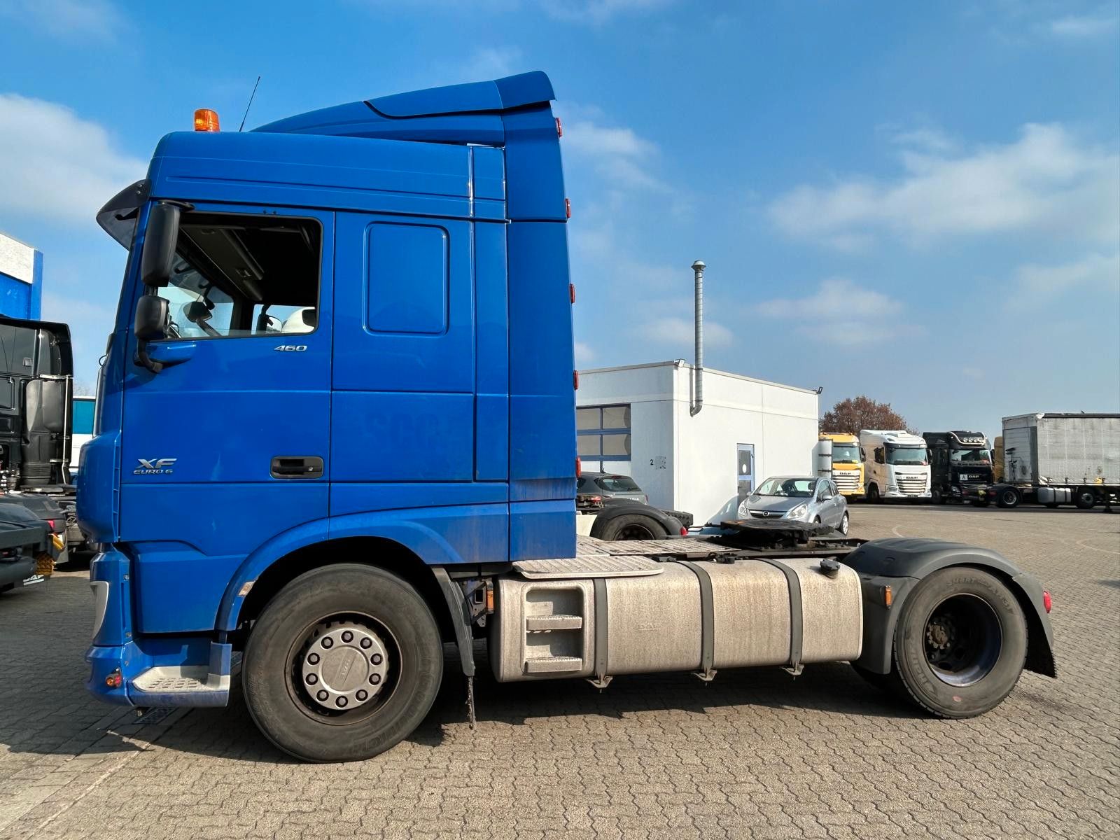 Fahrzeugabbildung DAF XF 460 FT  SC