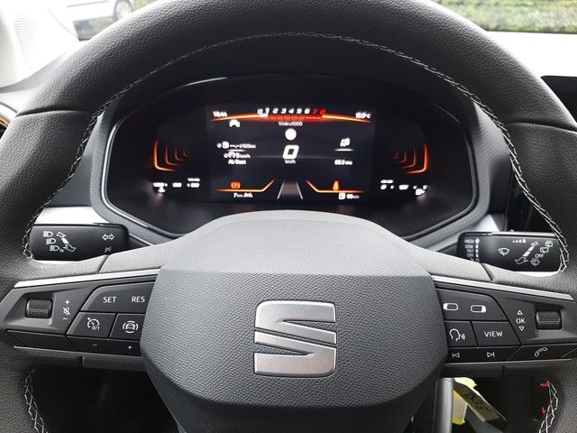 Fahrzeugabbildung Seat Arona Style 1.0TSI LED SitzHz 18"Alu Klimaaut.