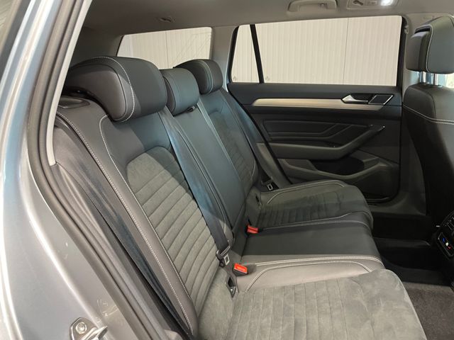 Passat Variant Elegance 2.0 TDI DSG LED PANO NAV