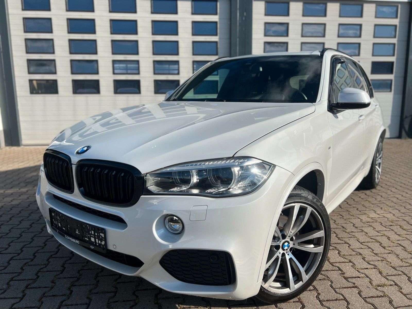 BMW X5 M Sportpaket XDrive 30 d  **7-Sitzer**