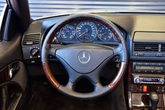 Fahrzeugabbildung Mercedes-Benz SL280 Roadster Automatik Leder Xenon Sitzheizung