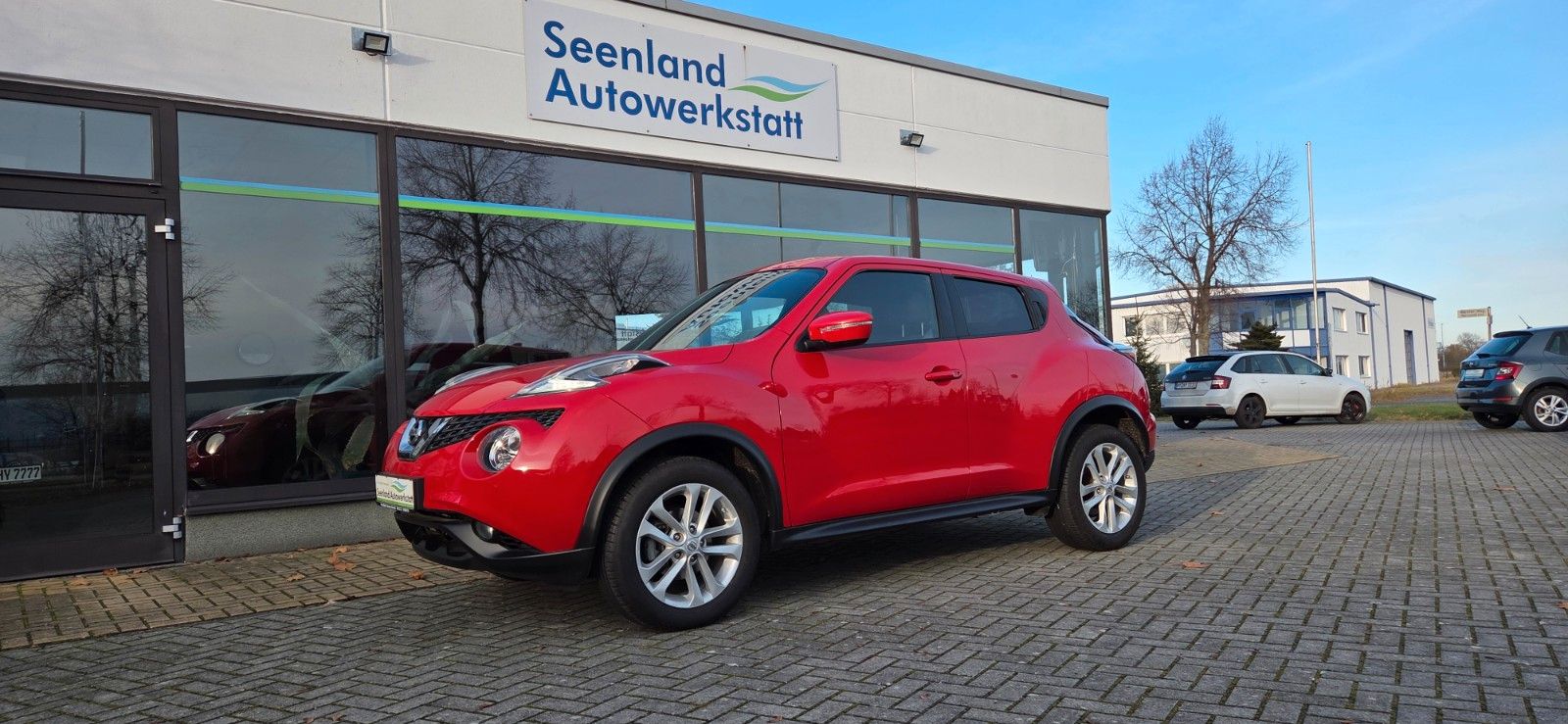 NISSAN Juke