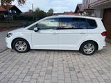 Volkswagen Touran 1.4 TSI DSG Highline - : Kleinbus, Von Privat
