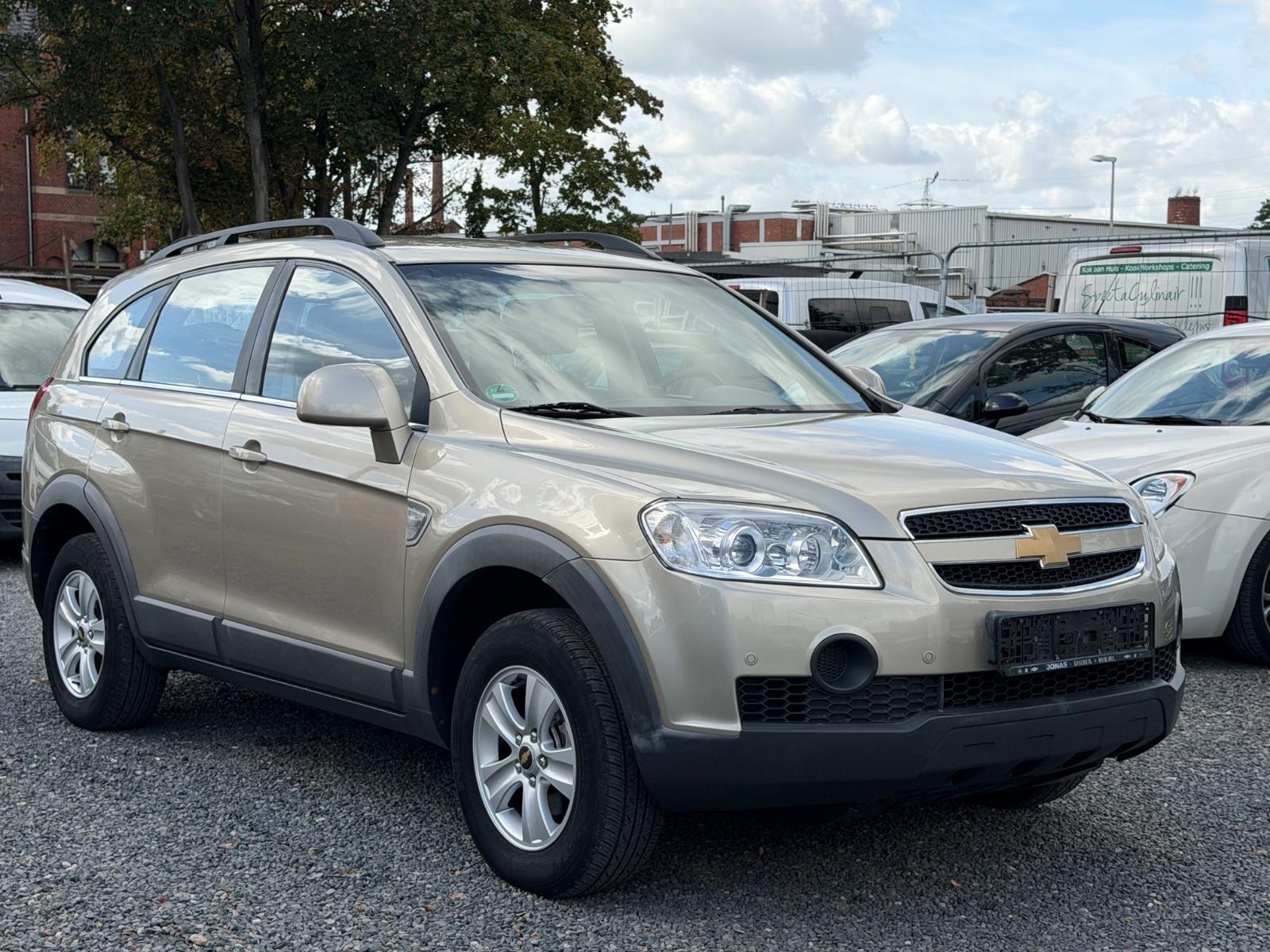 Chevrolet Captiva 2.0 D LS TÜV NEU