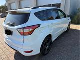 Ford Kuga 1,5 EcoBoost 4x4 129kW ST-Line Automat ... - Ford Kuga von privat