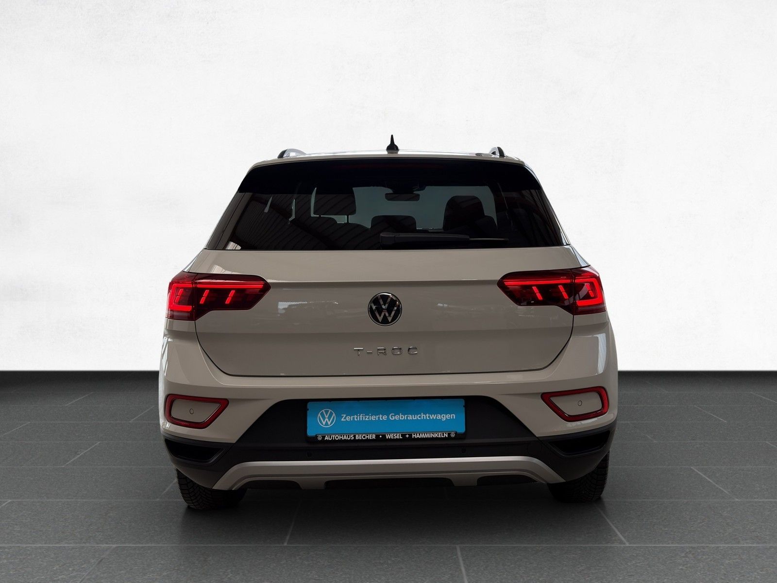 Volkswagen T-Roc Move 1.5 TSI DSG AHK Rückfahrk Sitzhz LED foto 5