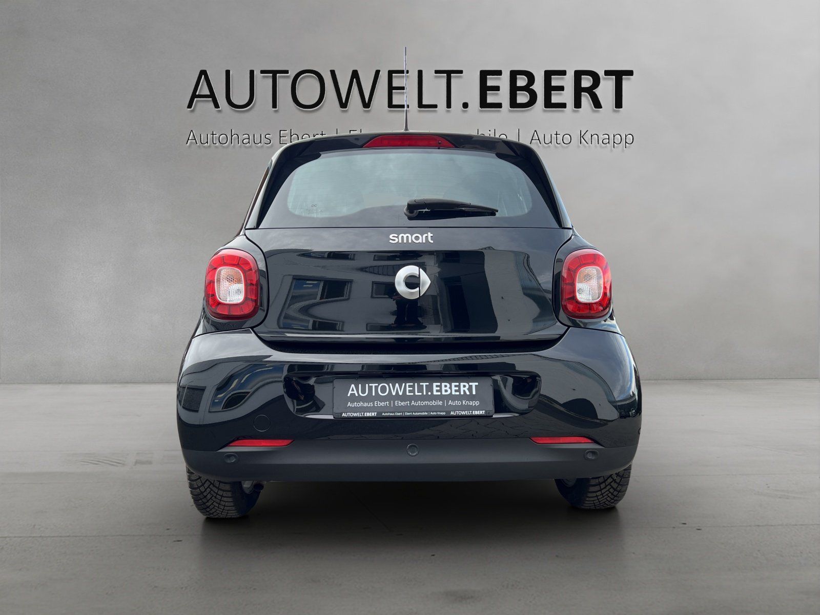 Fahrzeugabbildung Smart ForFour Passion PDC/TEMPOMAT/KLIMA/SHZ/NAVI/