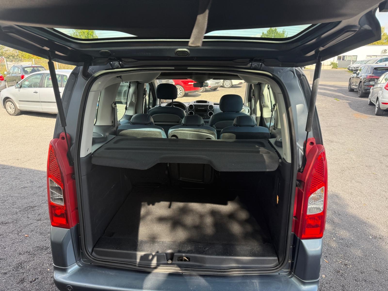 Citroën Berlingo Kombi Multispace *AHK*SHZ*1.Hand,TÜVneu