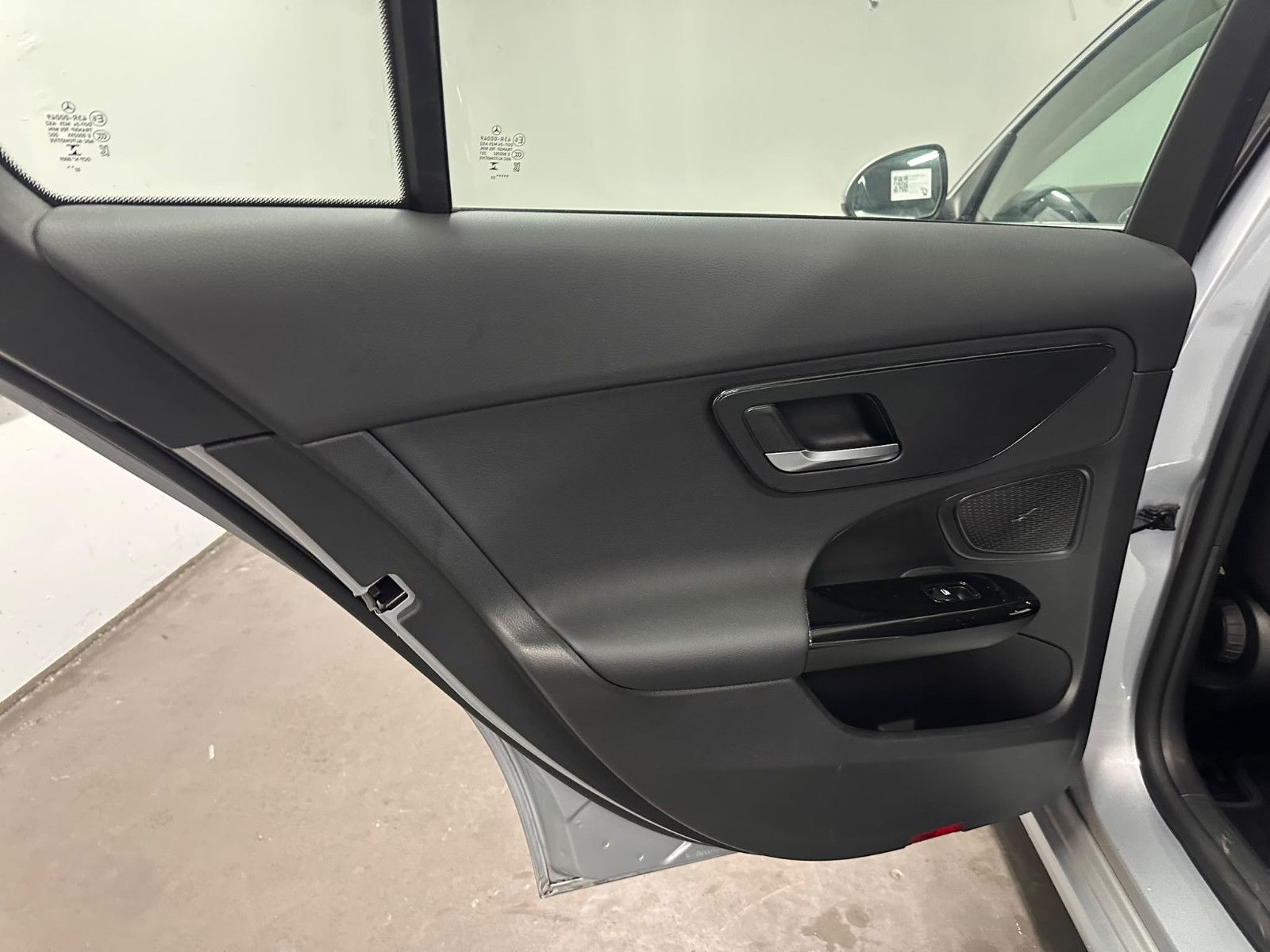 Fahrzeugabbildung Mercedes-Benz C 200 d T Autom. *KAMERA*AHK*DISTRO*LED*