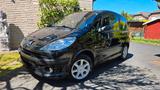 Peugeot 1007 Prémium 110 2-Tronic Premium TÜV INSP. NEU  - gebrauchte Peugeot 1007 aus dem Jahr 2005