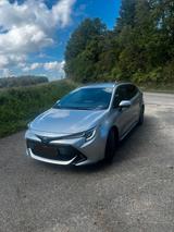 Toyota Corolla 2,0 Hybrid Team Deutsch Touring Spor... - Toyota Corolla: Automatik