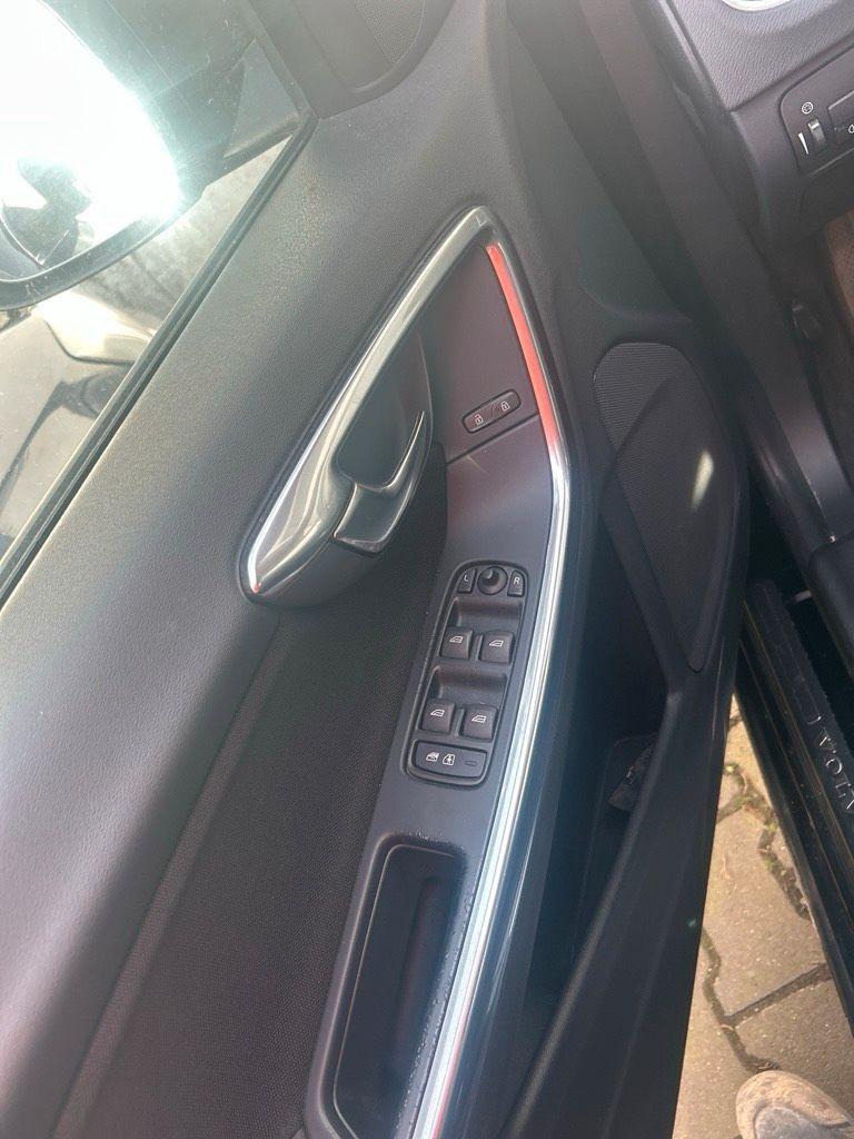 Volvo V60 2011 — photo 8
