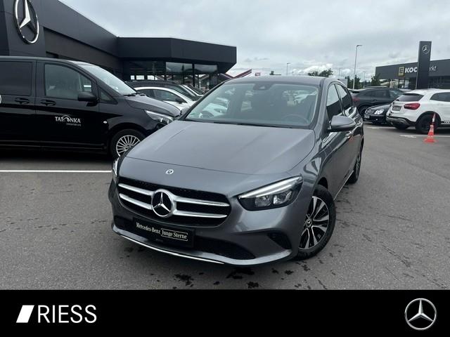 Mercedes-Benz B 180 AUT Kam. KlimaA LED LM PDC ParkAss SHZ