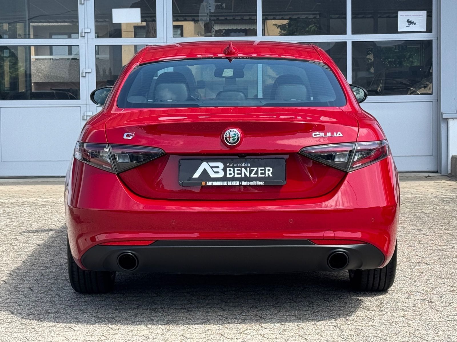 Fahrzeugabbildung Alfa Romeo Giulia Ti Q4/MEMORY/ACC/NAVI/KAMERA/LEDER/