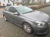 Mercedes-Benz A 180 - - Mercedes-Benz A 180 Gebrauchtwagen in Krefeld